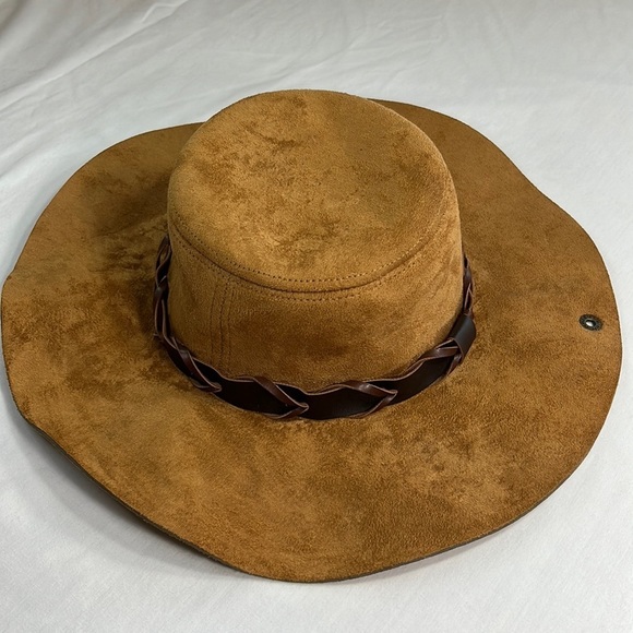 Peter Grimm Other - Peter Grimm wide brim hat